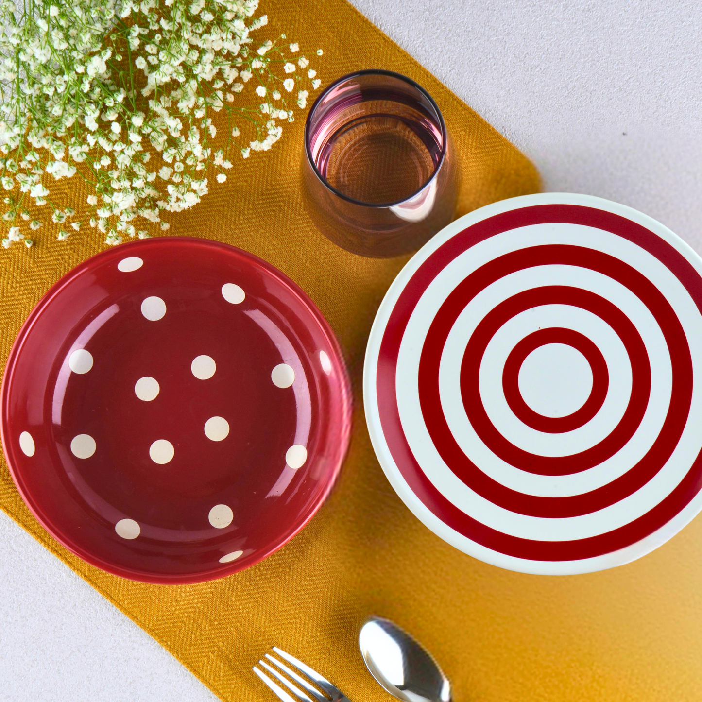 BlackCarrot's Porcelain Premium Red Quarter Plates (Set of 6) BlackCarrot
