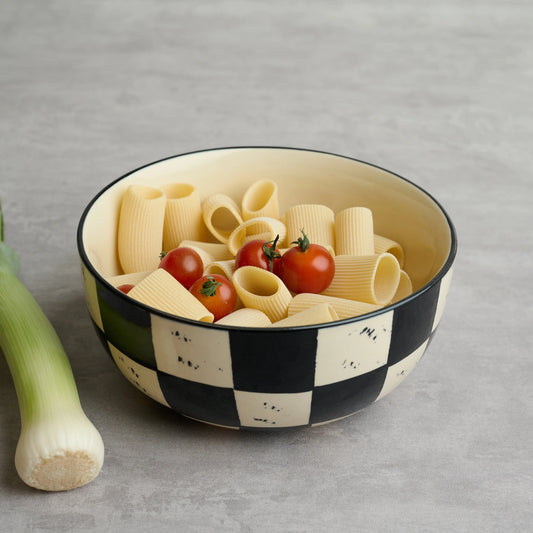 BlackCarrot’s Modern Stoneware Serving Bowl – Black Check Edition BlackCarrot