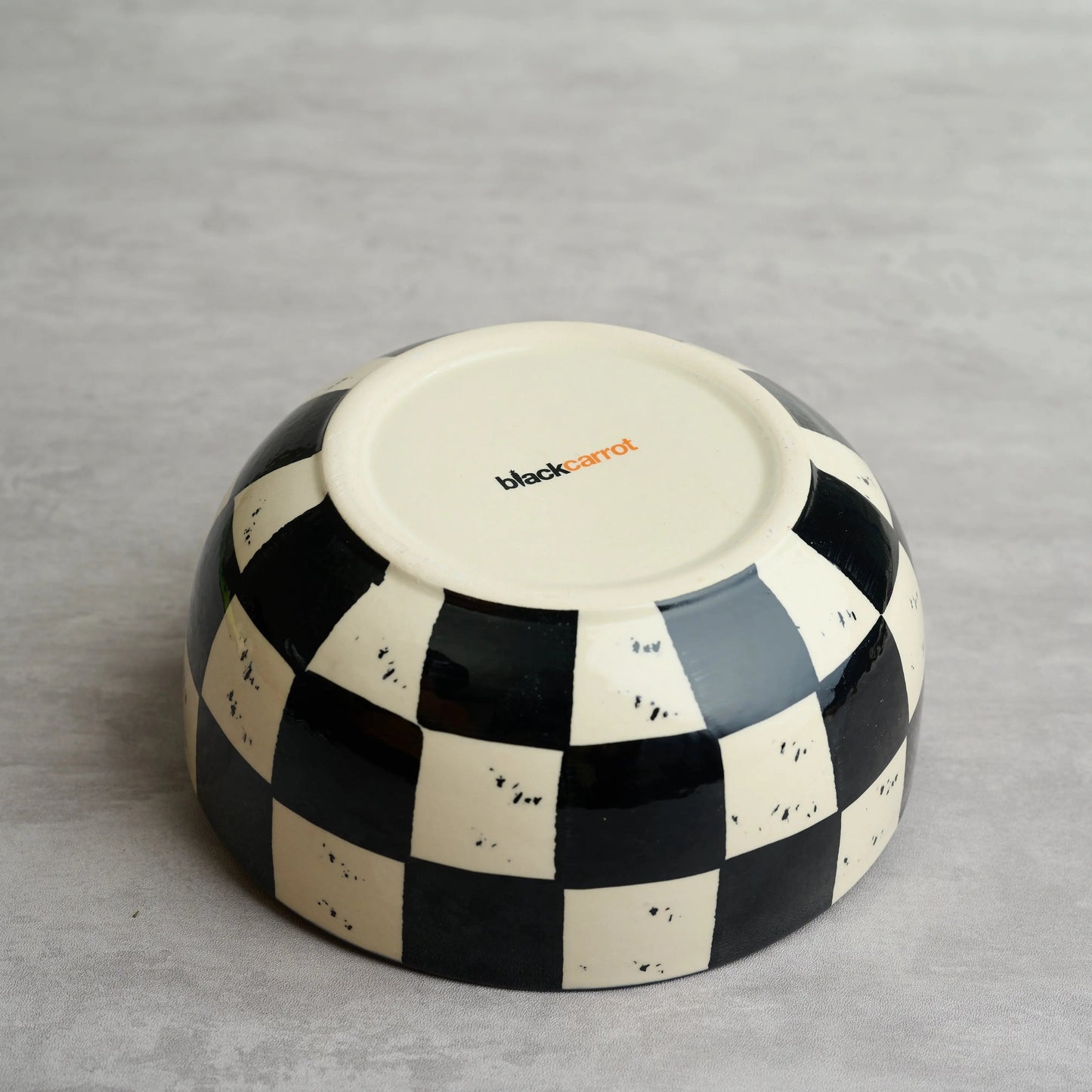 BlackCarrot’s Modern Stoneware Serving Bowl – Black Check Edition BlackCarrot