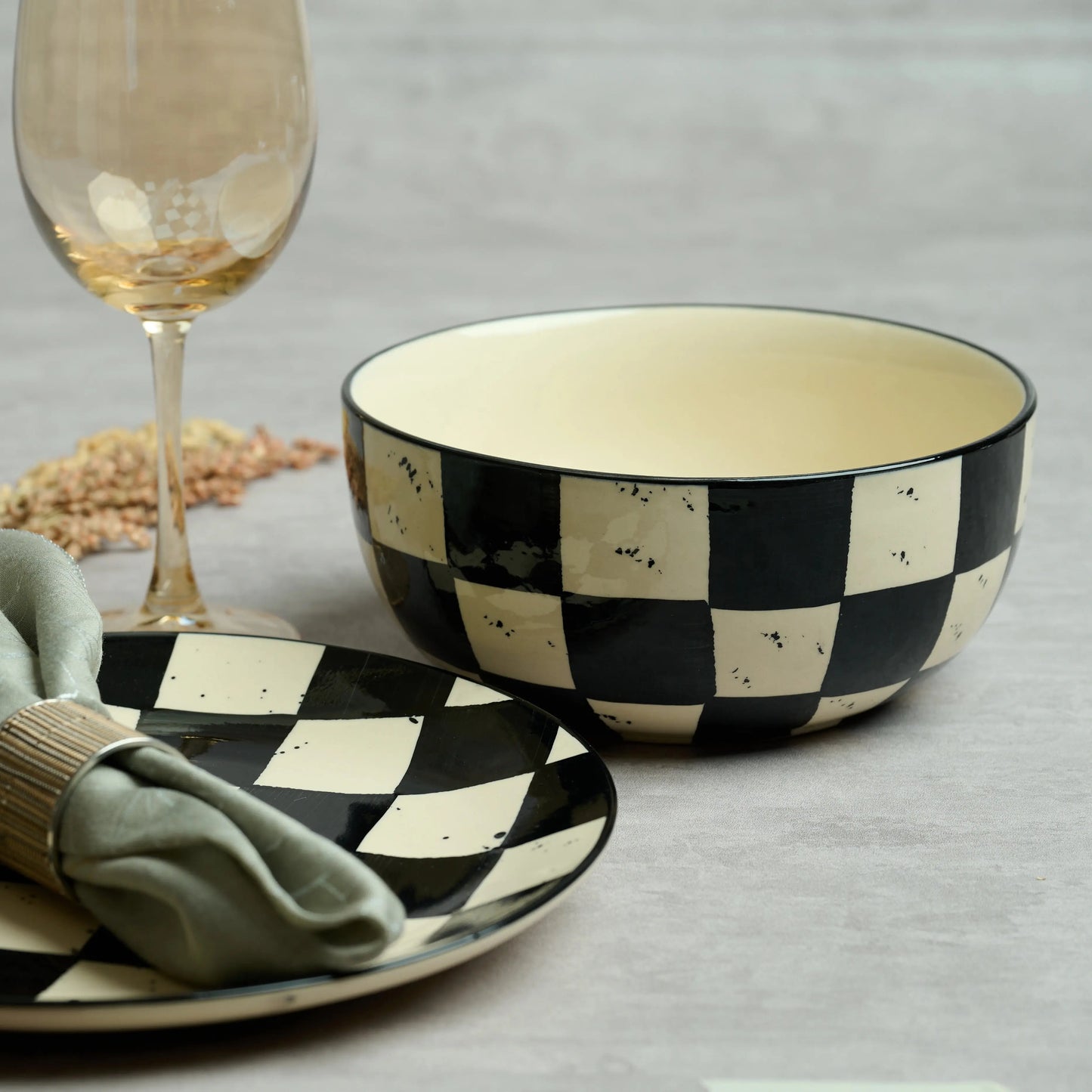 BlackCarrot’s Modern Stoneware Serving Bowl – Black Check Edition BlackCarrot