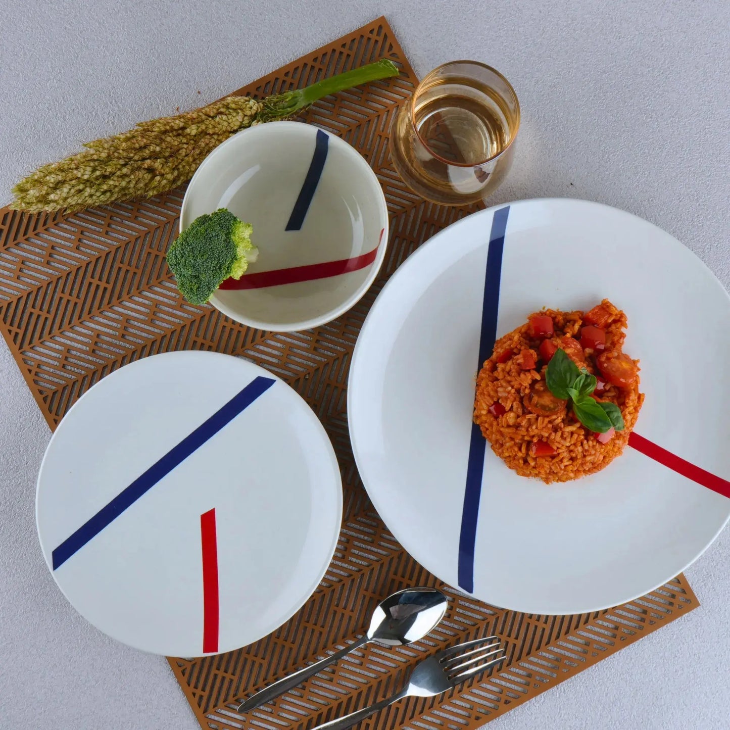 BlackCarrot's Porcelain Premium TAMO (White) Quarter Plates (Set of 6) BlackCarrot
