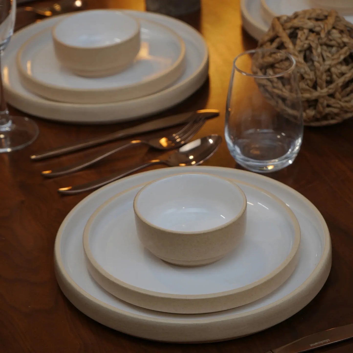 BlackCarrot's Stoneware Premium Beige & White Quarter Plates (Set of 6) BlackCarrot