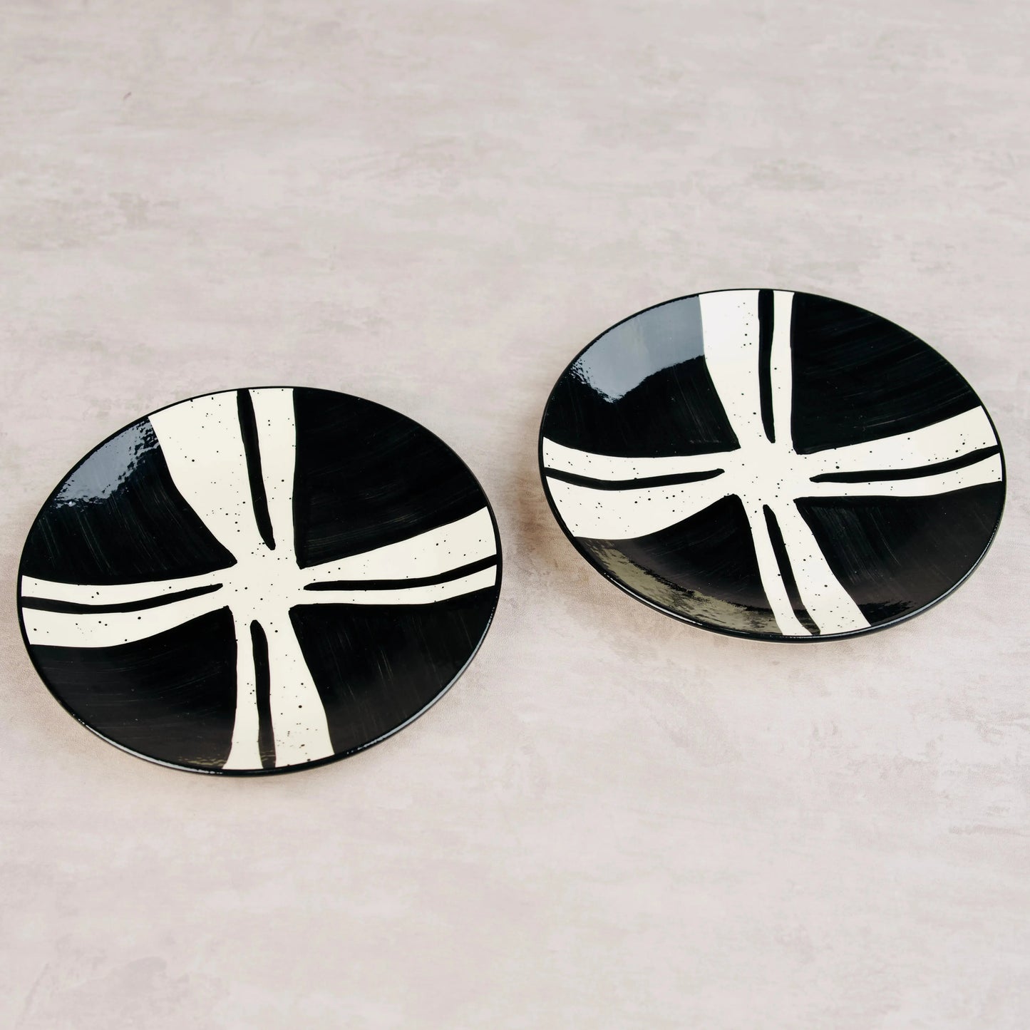 BlackCarrot's Stoneware Premium Black Splash Quarter Plates (Set of 6) BlackCarrot