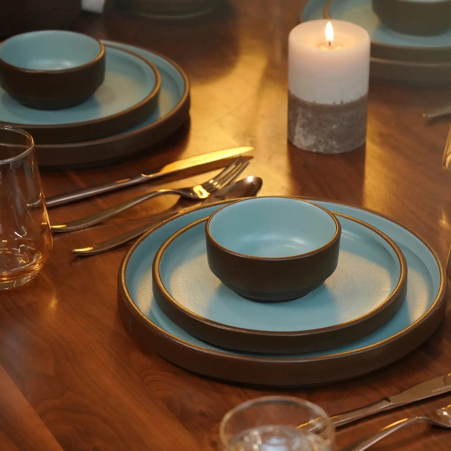 BlackCarrot's Stoneware Premium Brown & Blue Quarter Plates (Set of 6) BlackCarrot