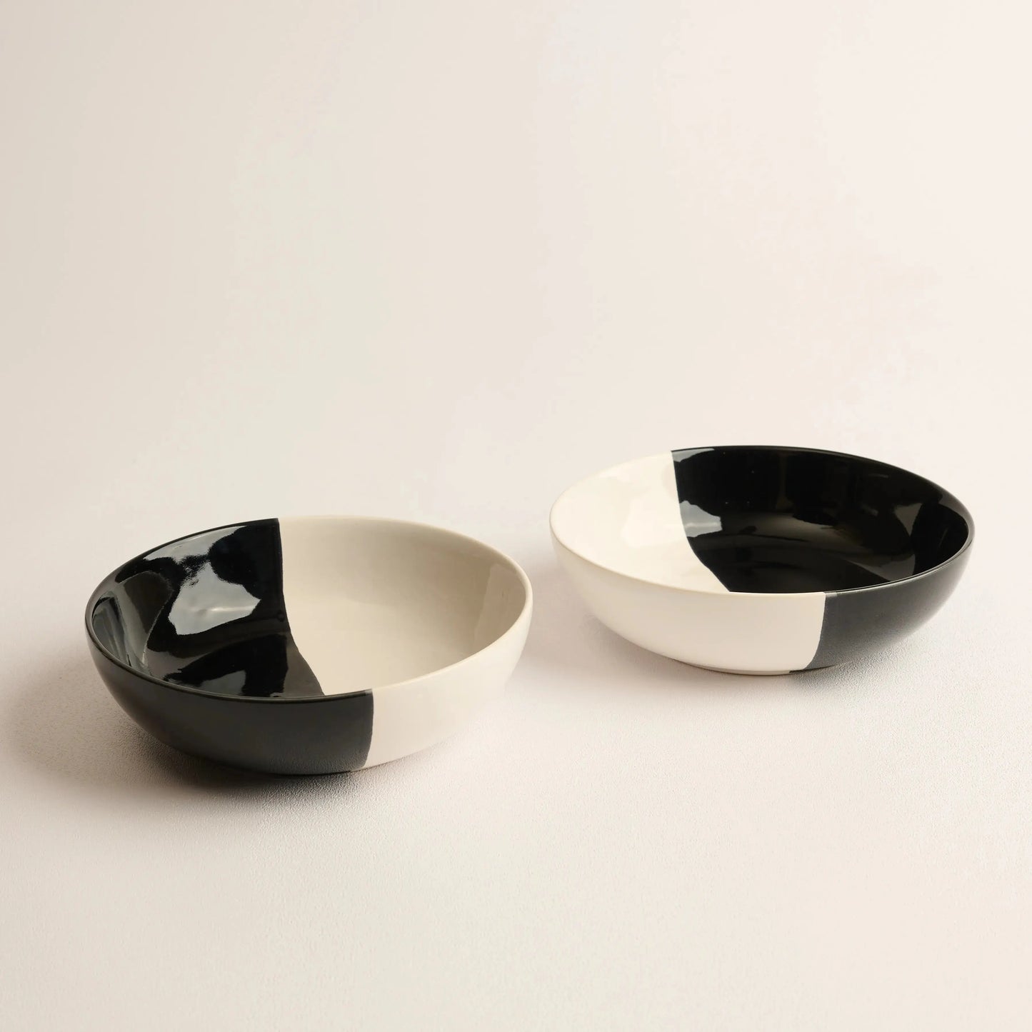 Fifty Fifty Stoneware Snack Bowl (Set of 2) BlackCarrot