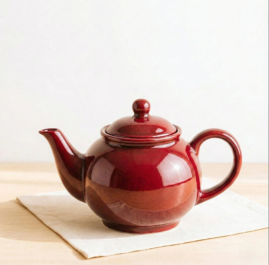 Red Ceramic Teapot | 600ml | Glossy Finish | Microwave Safe | Dishwasher Safe BlackCarrot