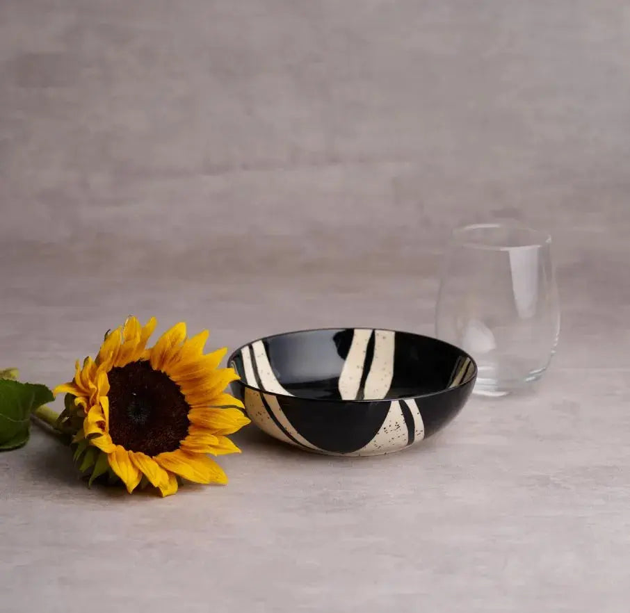 Splash Stoneware Snack Bowl (Set of 2) BlackCarrot