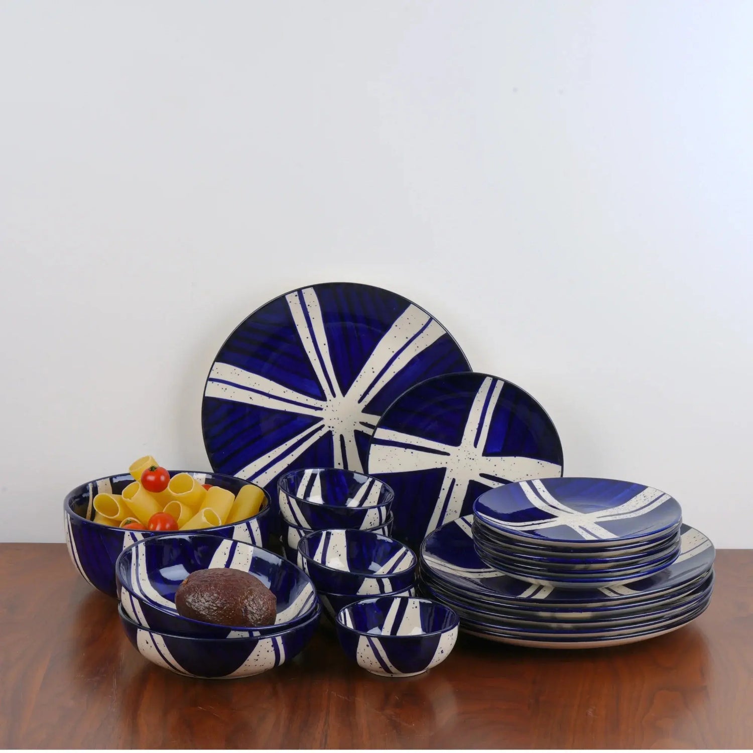 Stoneware Dinner Sets BlackCarrot