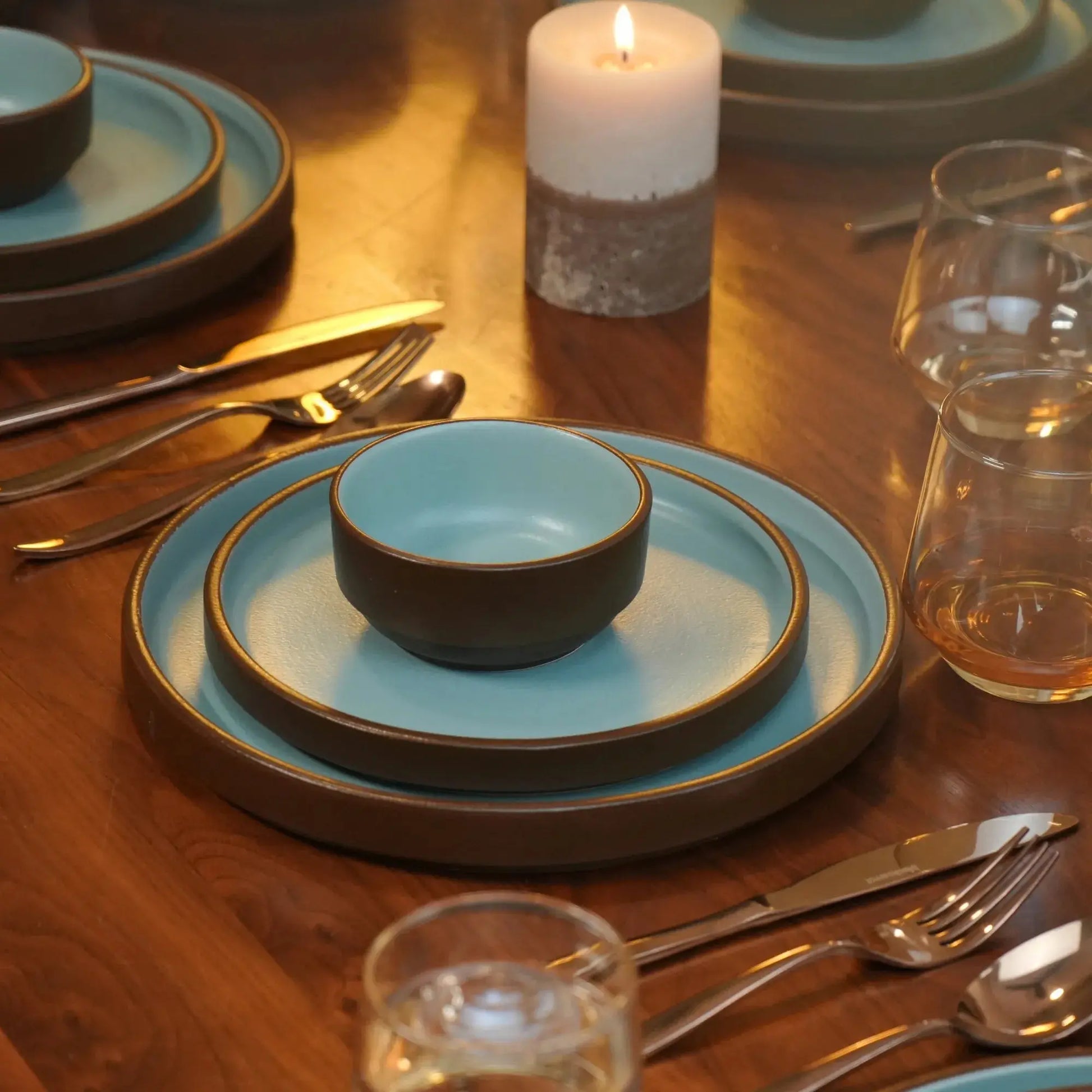Brown and Blue Premium Ceramic Dinner Plates Set BlackCarrot